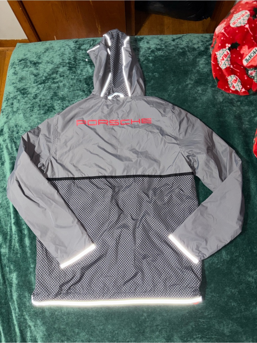 NWT Porsche Driver's Selection "Racing Collection" - Picture 3 of 5